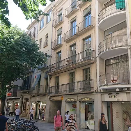 Bravissimo Rambla Eiffel Bridge 1 * Girona