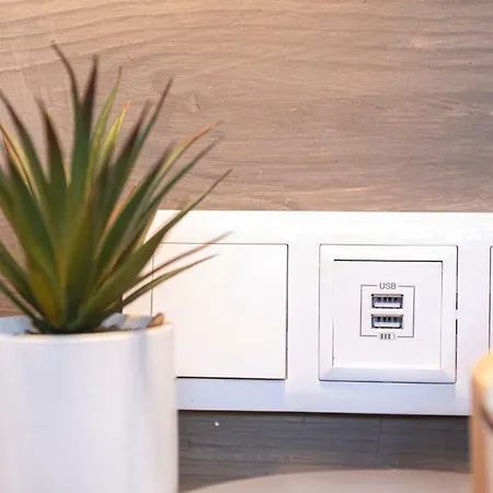 Apartment Bravissimo Rambla Eiffel Bridge 1 Girona