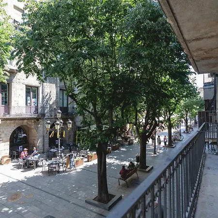 Bravissimo Rambla Eiffel Bridge 1