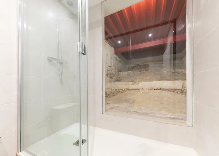 Bravissimo Rambla Eiffel Bridge 1 *