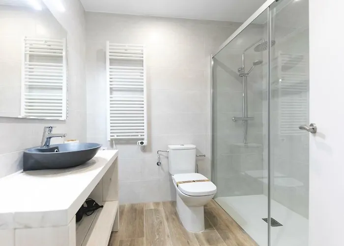 Bravissimo Rambla Eiffel Bridge 1