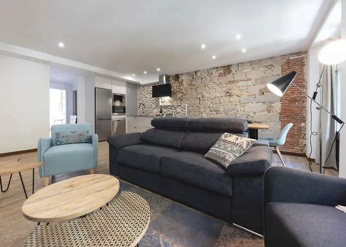 Bravissimo Rambla Eiffel Bridge 1 Apartman